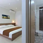 Cavar, Close To The Appartement Makarska