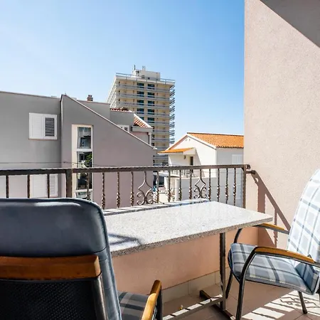 Cavar, Close To The Apartamento *