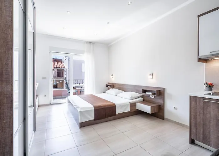 Cavar, Close To The Apartamento Makarska