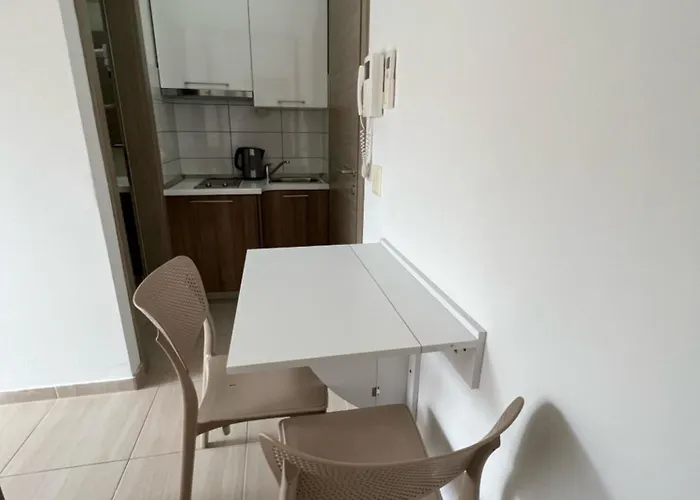 Cavar, Close To The Apartamento *